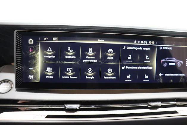 DS Automobiles No8 E-Tense Pallas