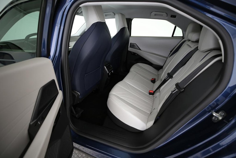 Vehicle image DS AUTOMOBILES DS N°8