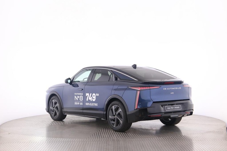 Vehicle image DS AUTOMOBILES DS N°8