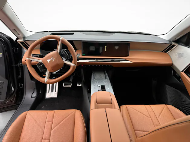 DS Automobiles E-Tense Étoile 4x4