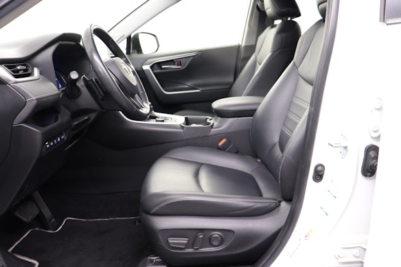 TOYOTA RAV4 2.5 HSD Premium 2