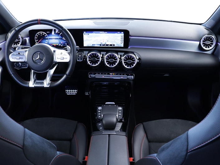 Vehicle image MERCEDES-BENZ A 35 AMG