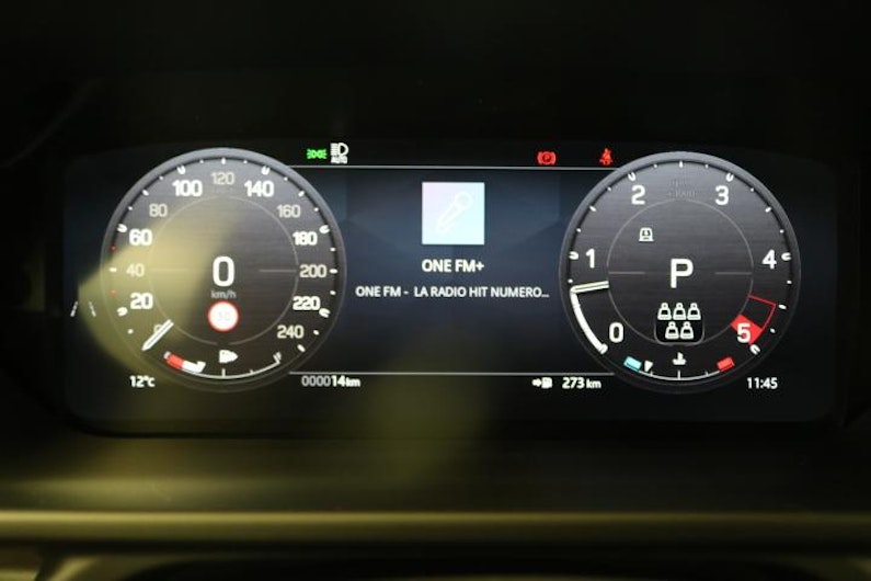 Vehicle image LAND ROVER DEFENDER