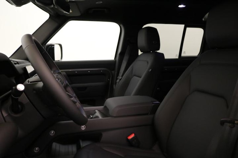 Vehicle image LAND ROVER DEFENDER