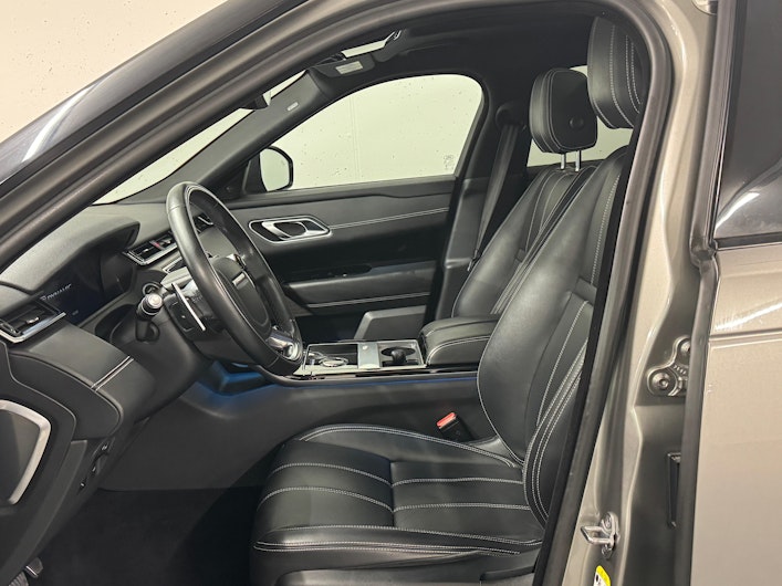 Vehicle image LAND ROVER RANGE ROVER VELAR