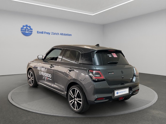 Vehicle image SUZUKI SWIFT