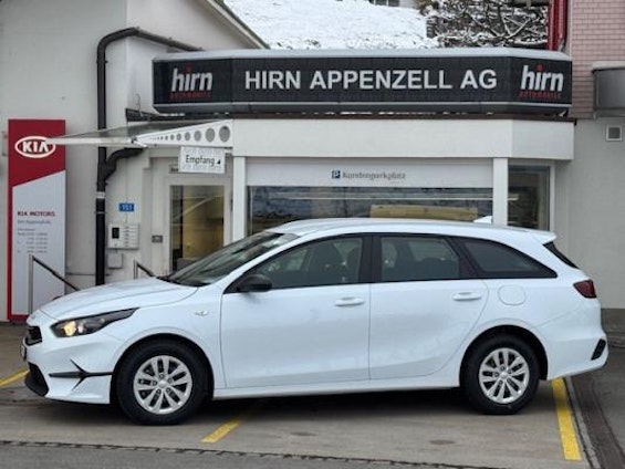 First vehicle image First vehicle image