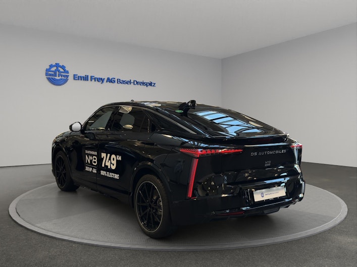 Vehicle image DS AUTOMOBILES DS N°8