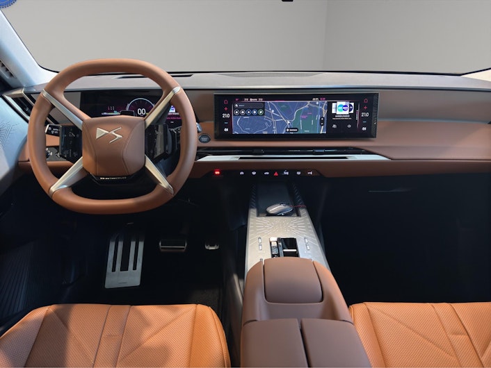 Vehicle image DS AUTOMOBILES DS N°8