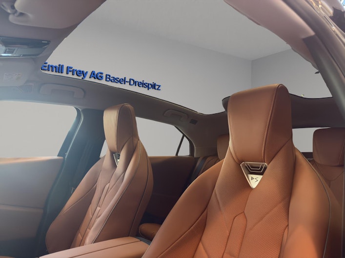 Vehicle image DS AUTOMOBILES DS N°8