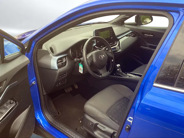 Toyota C-HR 1.8 VVTi HSD Trend