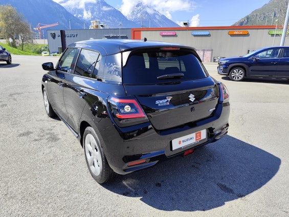 Vehicle image 8 Vehicle image 8