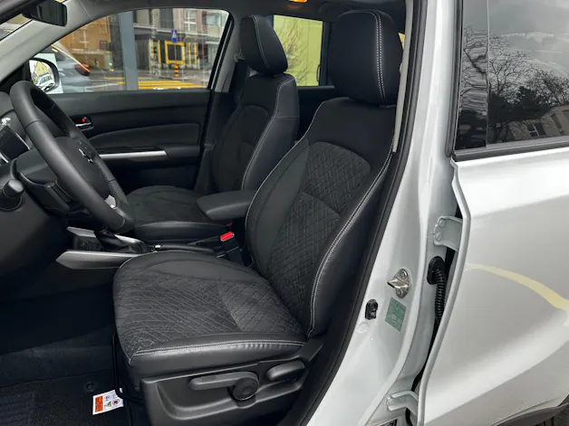 Suzuki Vitara 1.5 Compact Top Hybrid 4x4