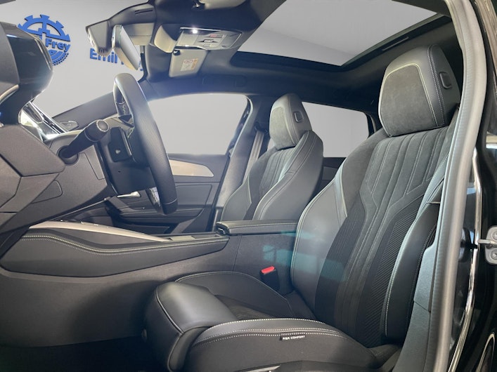 Vehicle image PEUGEOT 308