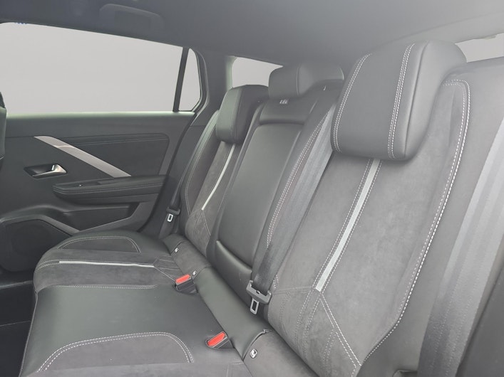 Vehicle image OPEL ASTRA