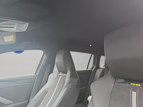 Vehicle image 8 Vehicle image 8