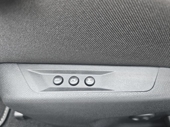 Vehicle image OPEL ASTRA