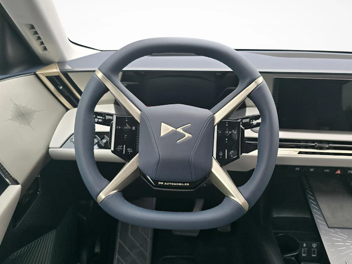 Fahrzeugbild DS AUTOMOBILES DS N°8