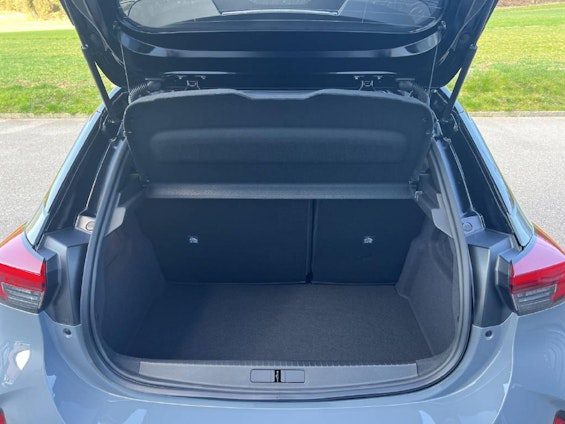 Vehicle image 10 Vehicle image 10