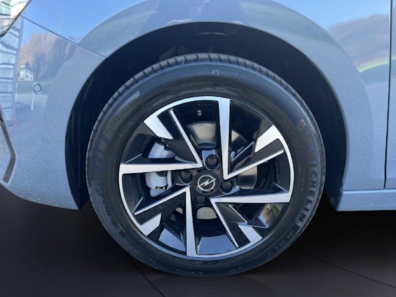 Vehicle image 6 Vehicle image 6