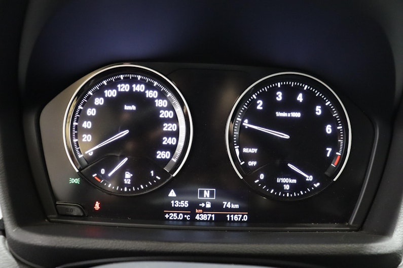 Vehicle image BMW X1