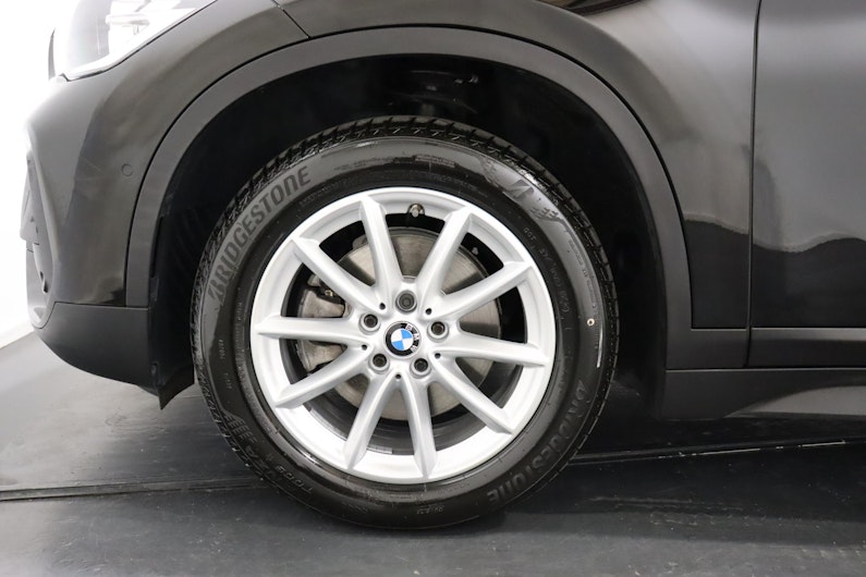 Vehicle image BMW X1