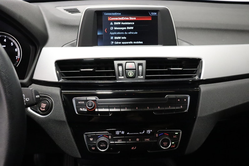 Vehicle image BMW X1