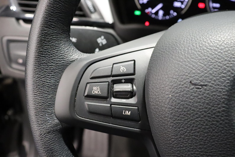 Vehicle image BMW X1