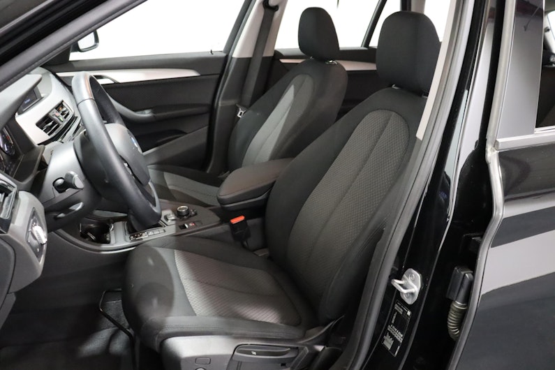 Vehicle image BMW X1