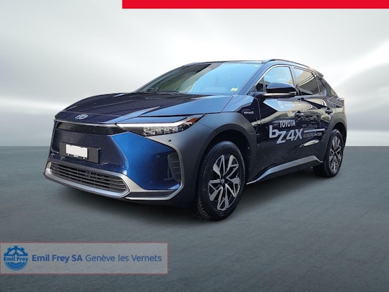 First vehicle image First vehicle image