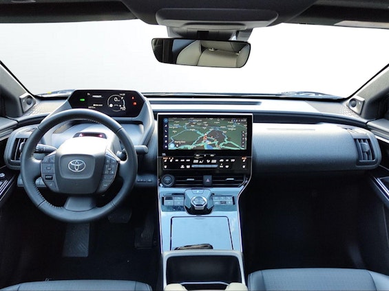 Vehicle image 9 Vehicle image 9