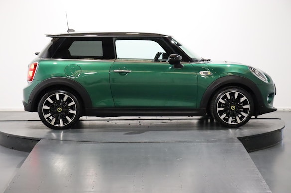 MINI Mini F56 Cooper SE 2