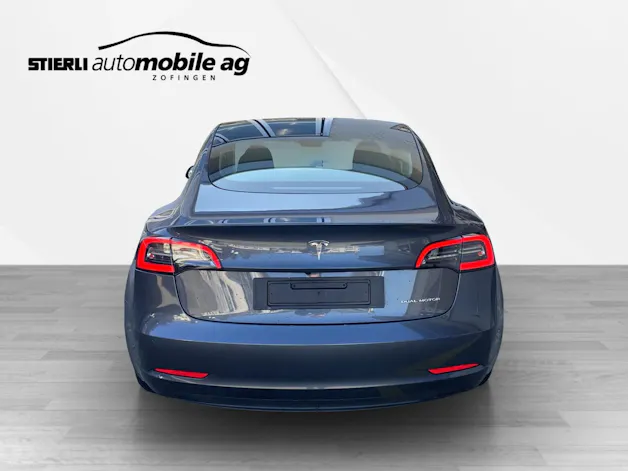 Tesla Model 3 Long Range D