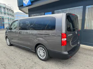 Opel Vivaro Kombi XL 2.0CDTi - 9 Plätzer - Automat