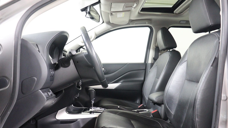 Vehicle image RENAULT ALASKAN