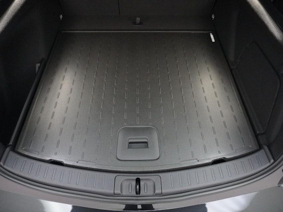 Vehicle image 23 Vehicle image 23