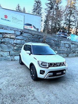 First vehicle image