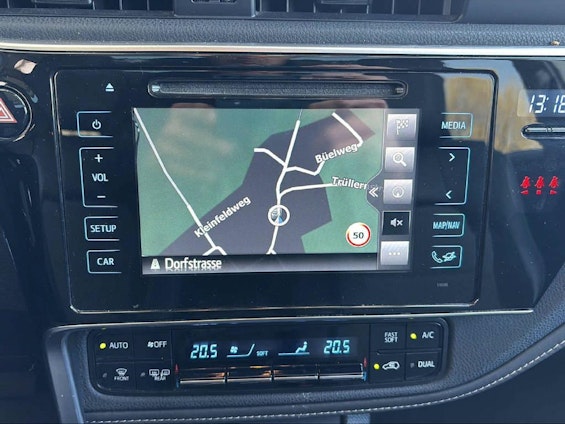 Vehicle image 10 Vehicle image 10