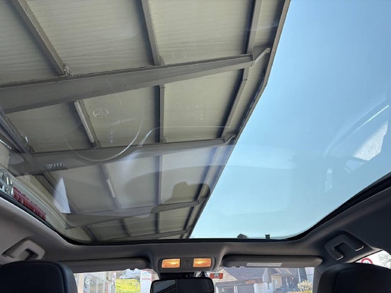 Vehicle image 13 Vehicle image 13