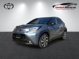 First vehicle image