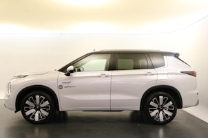 Vehicle image MITSUBISHI Outlander 2.4 PHEV Instyle 4x4