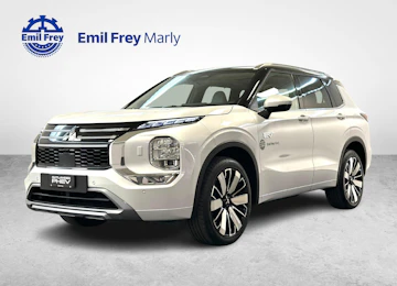 Fahrzeugbild MITSUBISHI Outlander 2.4 PHEV Instyle 4x4 Fahrzeugbild MITSUBISHI Outlander 2.4 PHEV Instyle 4x4