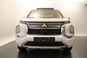 Vehicle image MITSUBISHI Outlander 2.4 PHEV Instyle 4x4