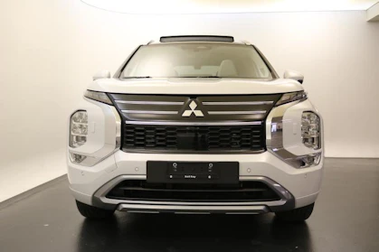 MITSUBISHI OUTLANDER 2