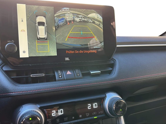 Vehicle image 13 Vehicle image 13