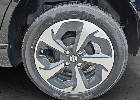 immagine del veicolo 8 immagine del veicolo 8