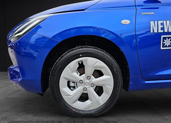 immagine del veicolo 8 immagine del veicolo 8