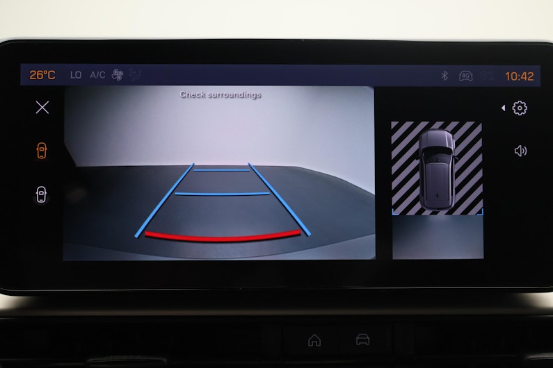 Vehicle image JEEP AVENGER