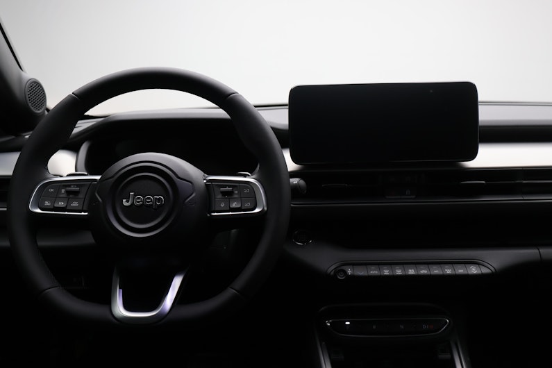 Vehicle image JEEP AVENGER