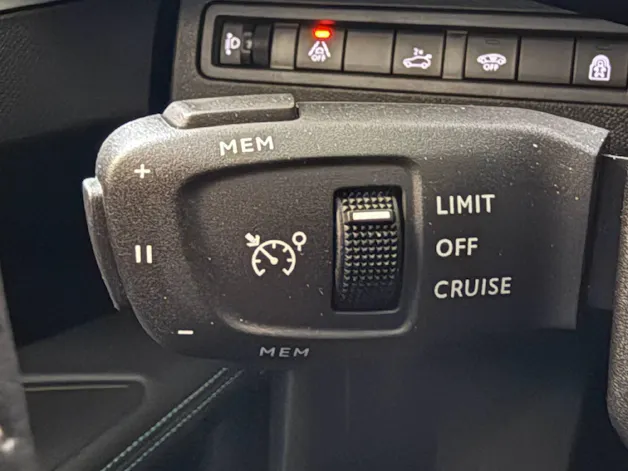 Peugeot 5008 1.5 BlueHDi Allure Pack